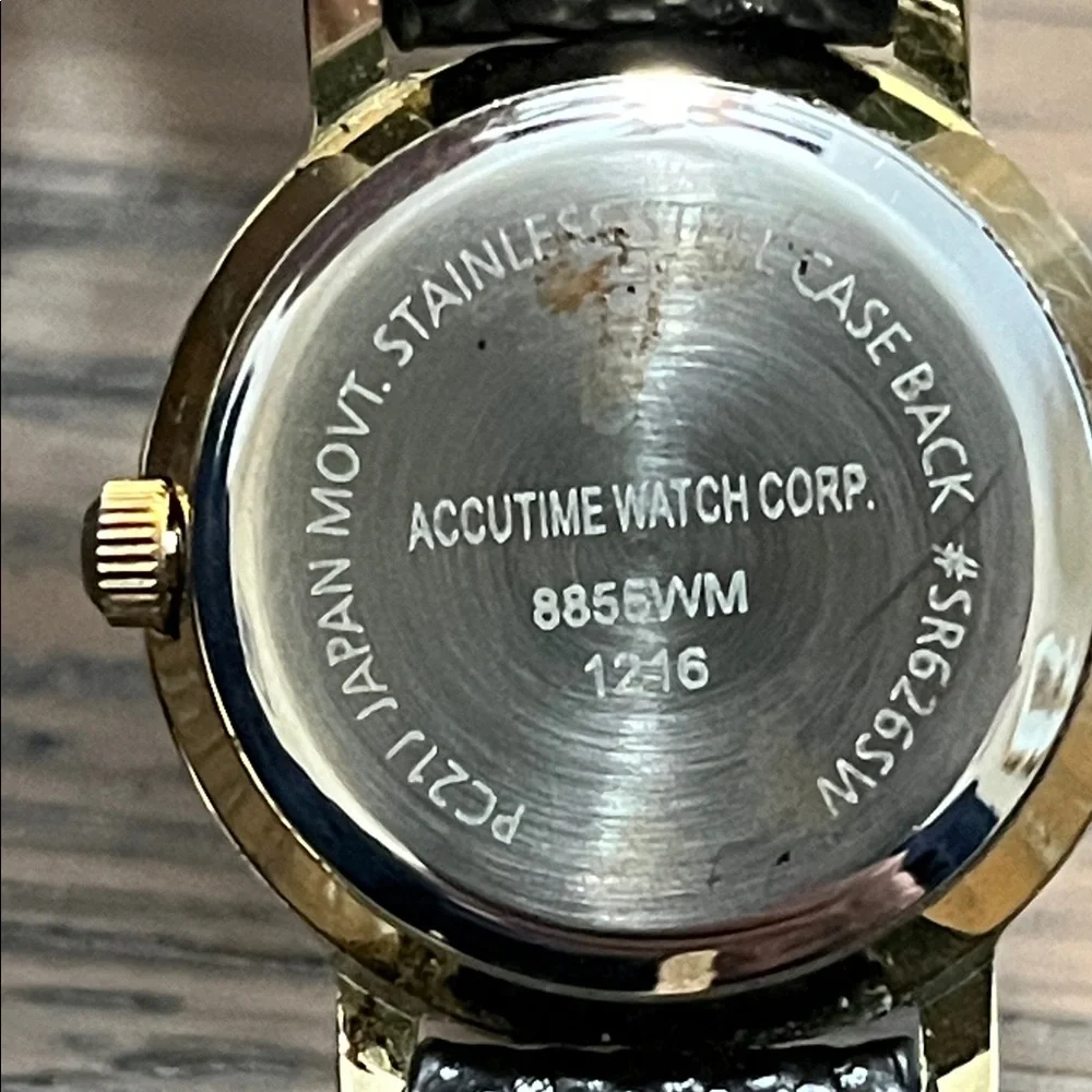Accutime Elegant Black Faux‎ Leather Vintage Watch